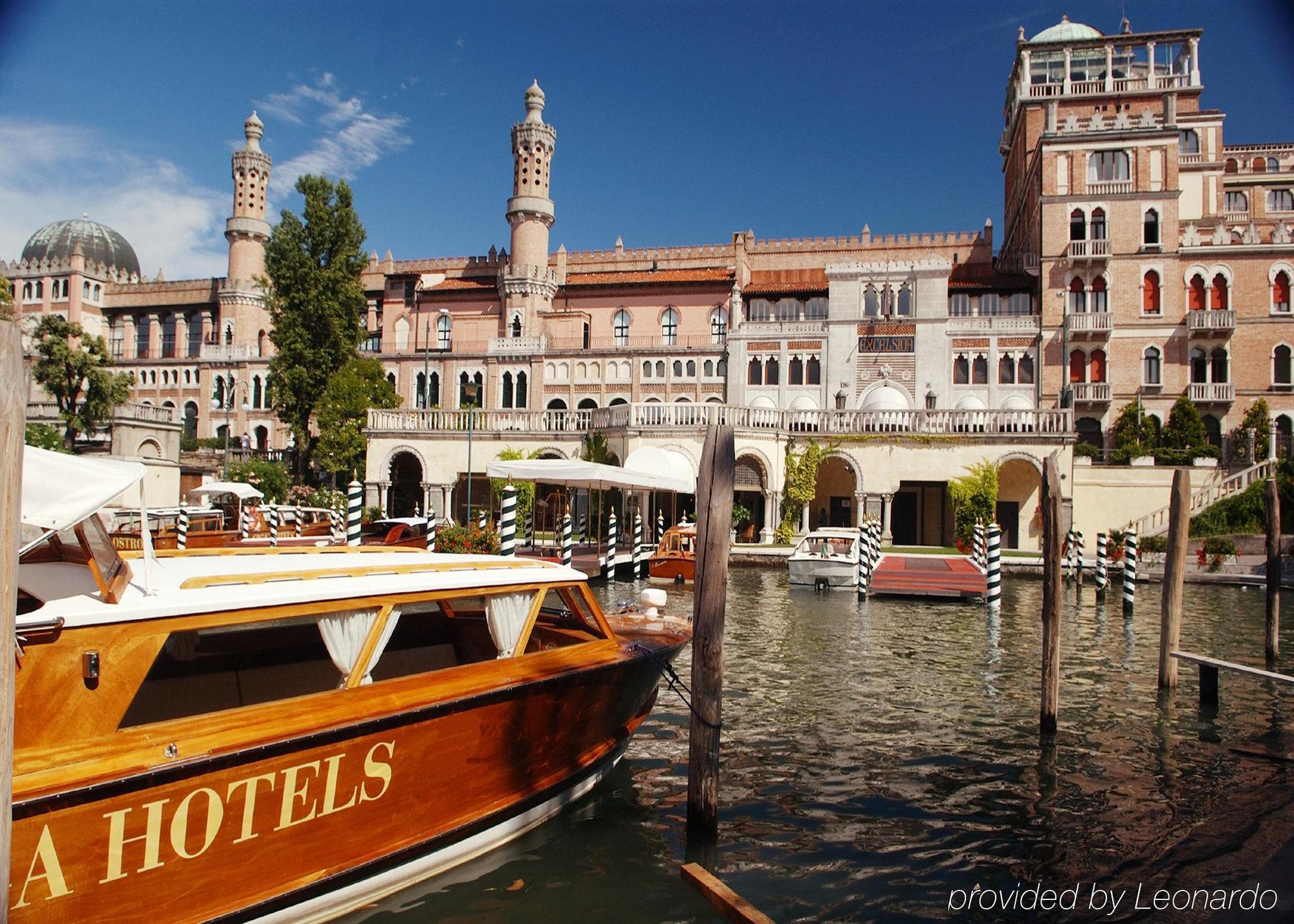 Hotel Excelsior Venice Венеция-Лидо Экстерьер фото