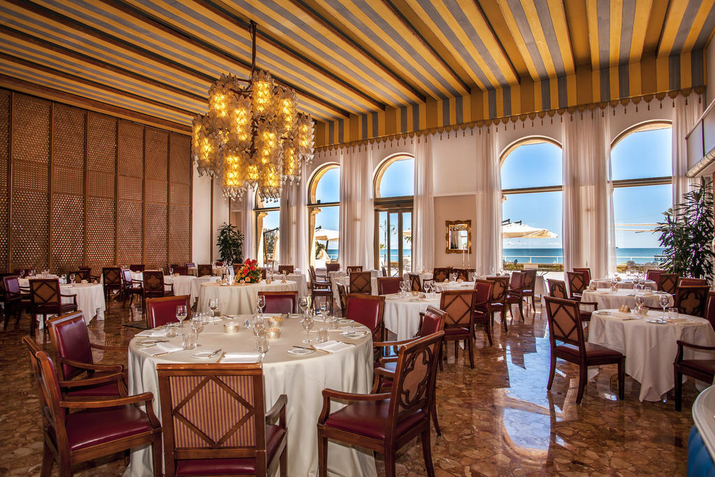 Hotel Excelsior Venice Венеция-Лидо Экстерьер фото