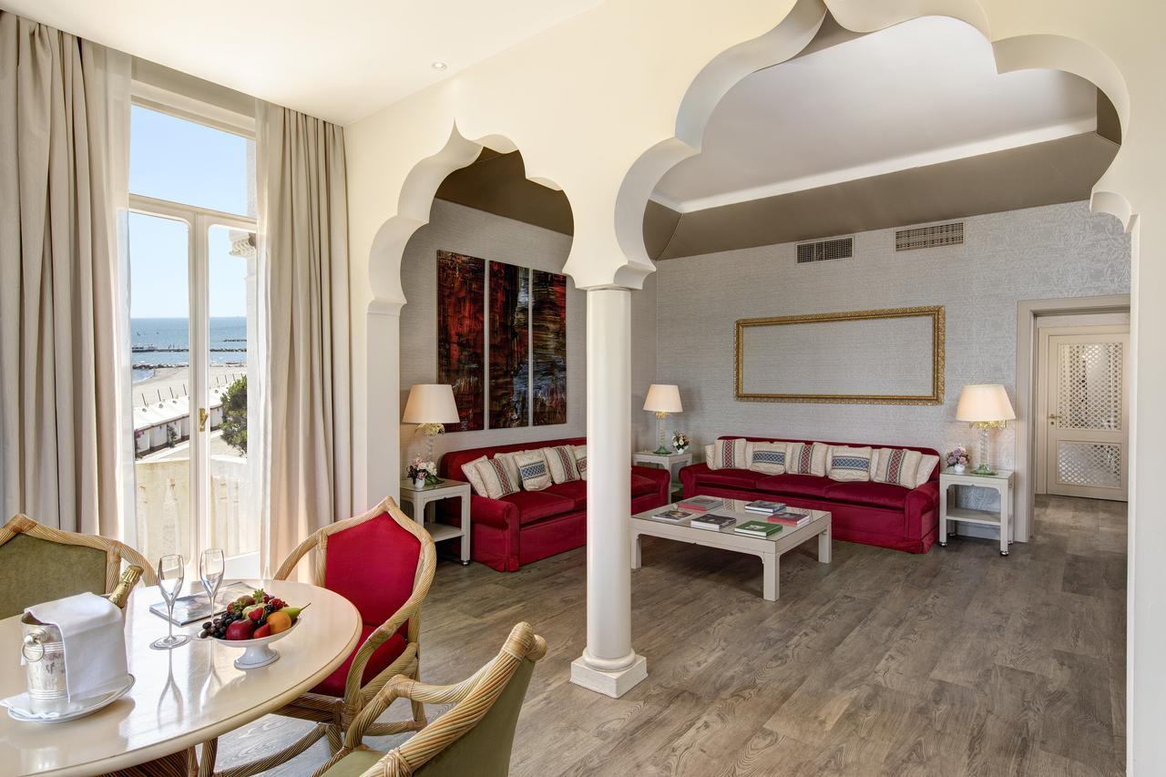 Hotel Excelsior Venice Венеция-Лидо Экстерьер фото